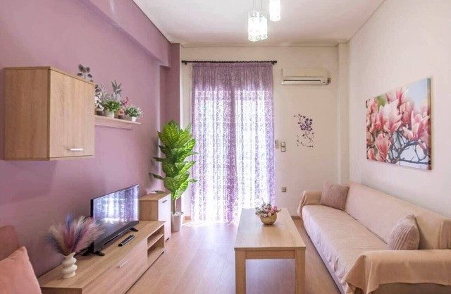 Sweet home in Zografou