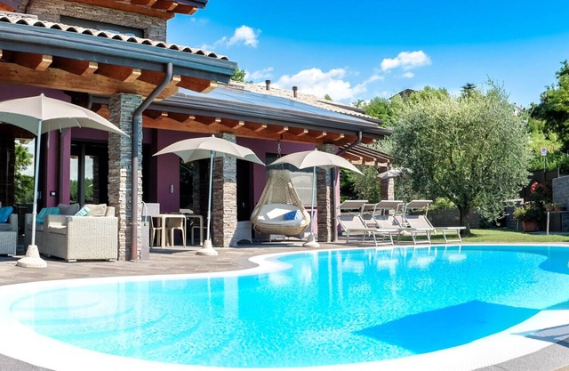 Sweet Life Villa with private pool