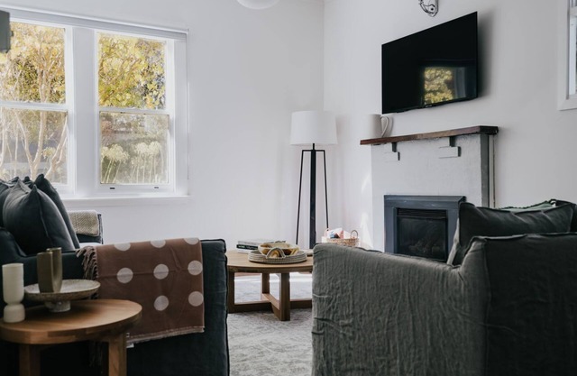 Sylvandale beautiful gardens and pet friendly!