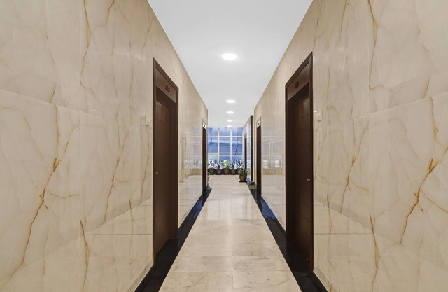 SYN Elite Residency