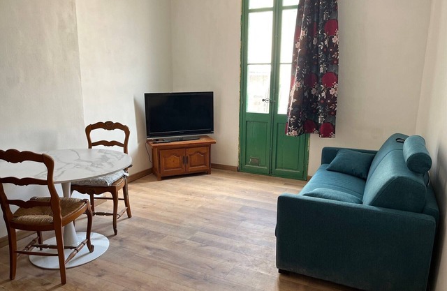 T2 2 cosy Longchamp :2minutes from Palais Longchamp and St Charles swimming pool