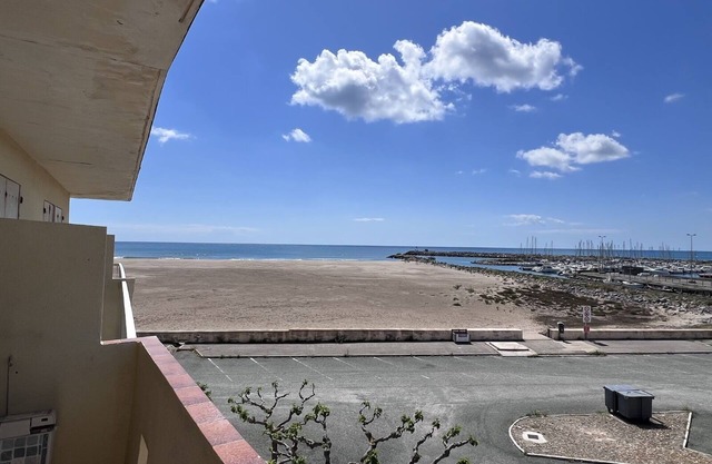 T3 st pierre la mer sur la plage