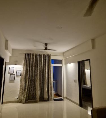 TAJ SERENITY-Cozy Apartment for 4