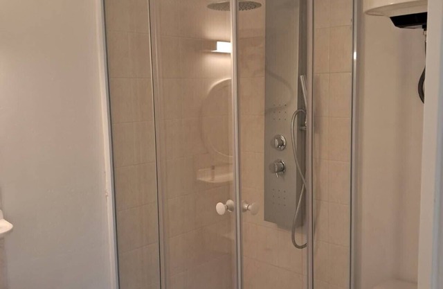 Take a break and recharge your batteries in this charming apartment.