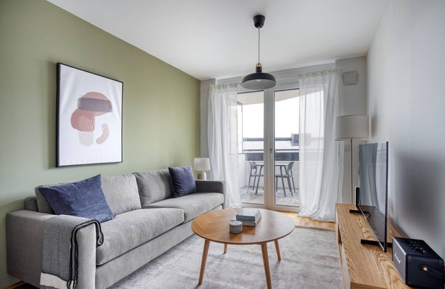 Tasteful Favoriten 1BR w/Sauna, Balcony & Co-Working, by Blueground