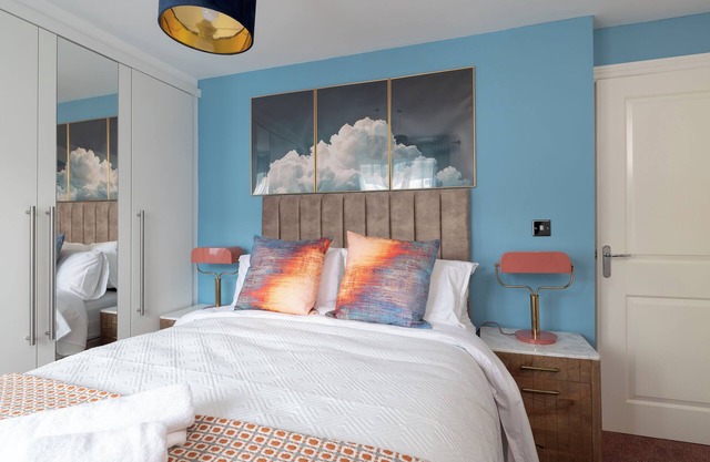 Tastefully designed urban detached home in vibrant Broughton Milton Keynes.