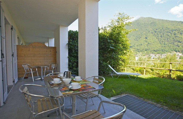 Tastefully furnished apartment in a small residence in a sunny location