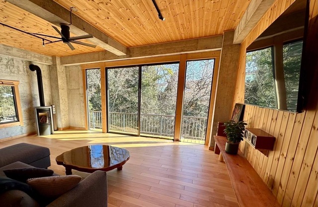Tateya vacation 120/Modern and natural quiet suite by the creek