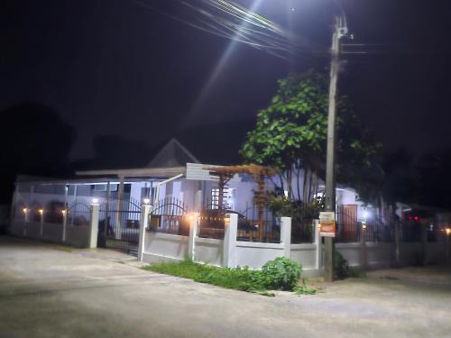 Taya house