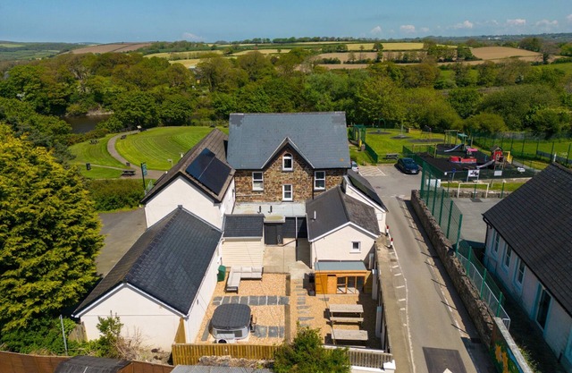 Teifi Villa