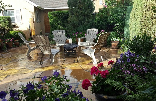 Tenderfoot Cottage Is A Jewel Located In Downtown Salida.