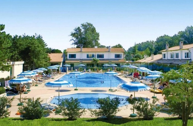 Terraced House Bibione near Sandy Beach