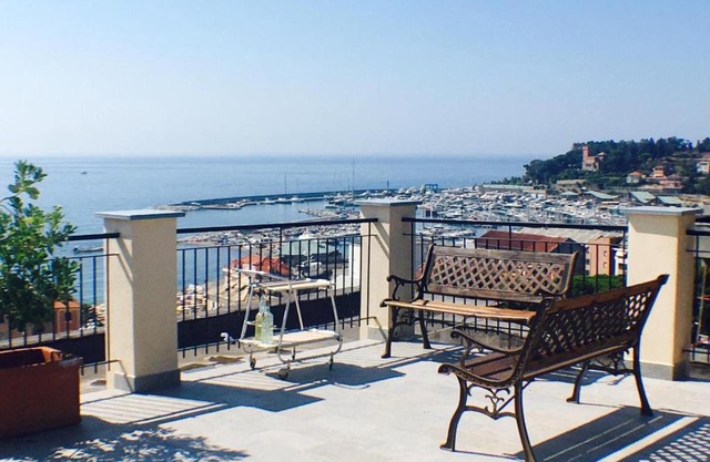 Terrazza sulla Riviera Ligure