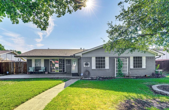 Texas Home w/Yard: 2 Mi to Prairie Creek Park