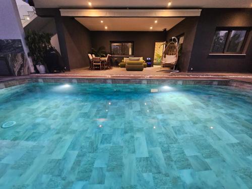 TG NEW Luxury Private Resort & SPA Villas - Heated Salty Swimming Pool, Outdoor Jacuzzi, Sauna, Exotic Garden