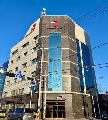The 7 Business Hotel