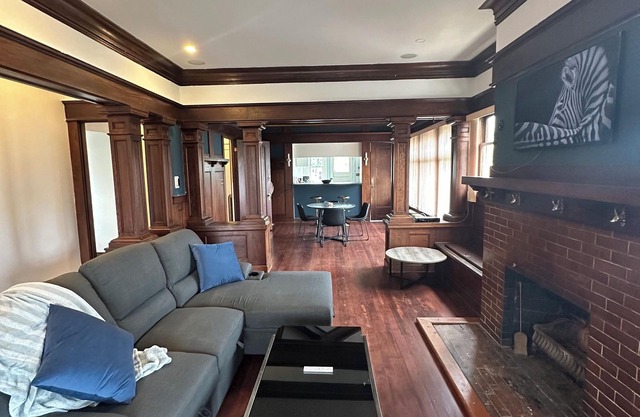 The Algonquin Residence