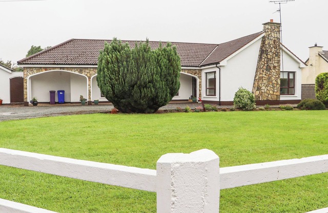 THE ARCHES, family friendly in Adamstown, County Wexford