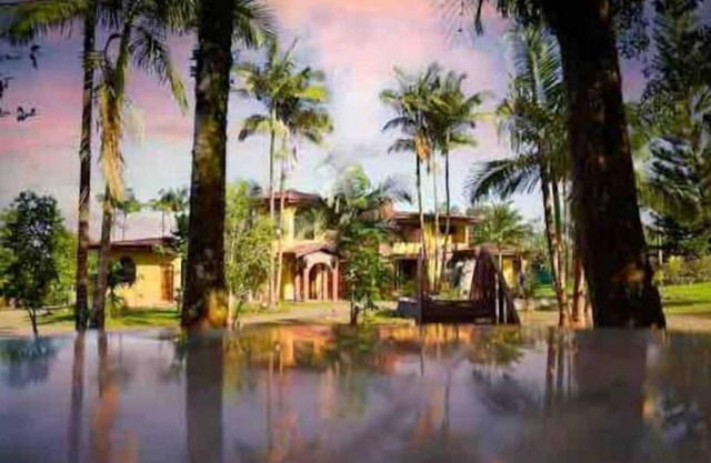The Arenal Mansion