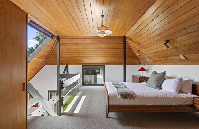 The Athfield House - St Martins