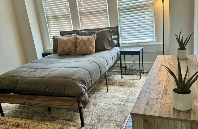 The Beautiful City Escape Downtown Delight