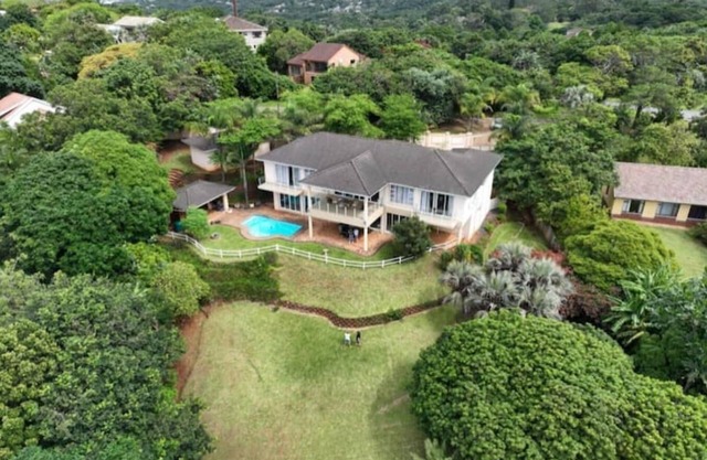 The Big 5 Golfhouse