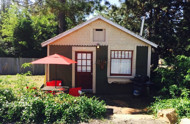 The Cottage In Foresthill On Main Street, in walking distance to wedding sites