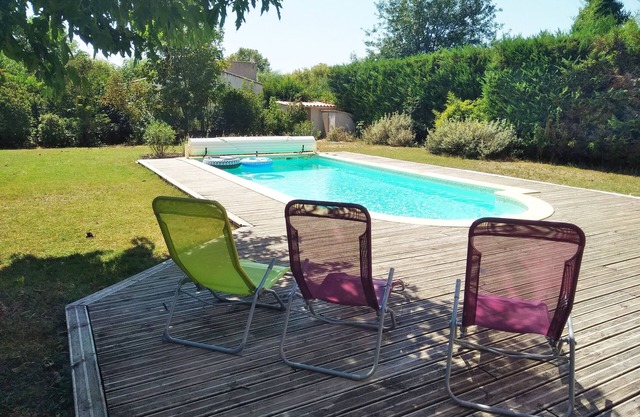 "The Cozy Nest of L'Isle" Your Private Escape in L'Isle-sur-la-Sorgue, Vaucluse