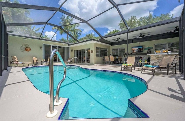 The Edison - Outside, outdoor built in BBQ and