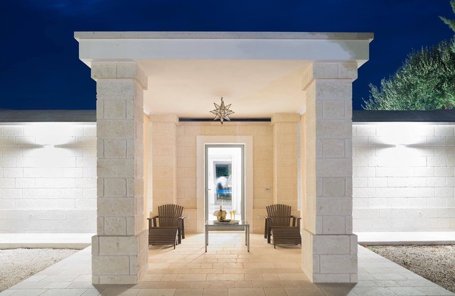 THE FLOWERED MANDORLOUSE ULIVO VILLA x 3 WITH POOL, BARBECUE, PICNIC AREA
