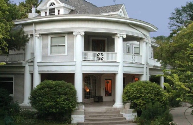 The Garrett House.