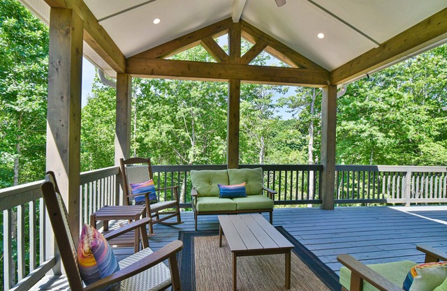 The Gem:New 5 Ensuite Bedroom Luxury Mountain Home