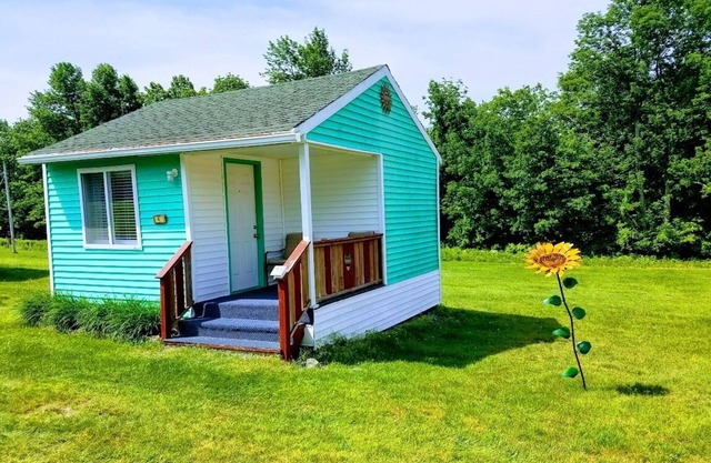 The Green Cottage@ Twin Hills Cottages