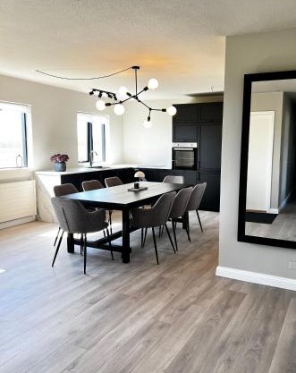 The Greyhouse "Big Apartment"