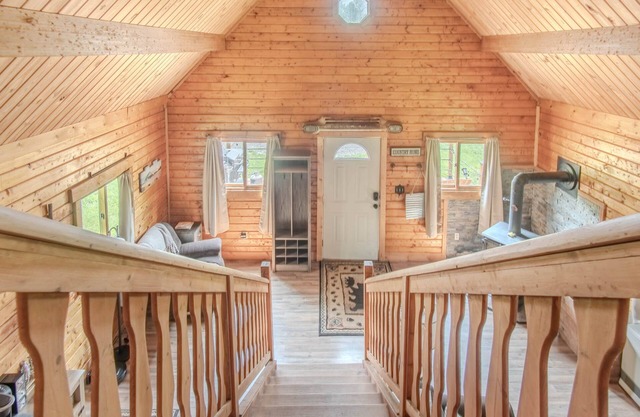 The Hideaway Cabin