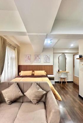 The Jarrdin Apartement by Apato