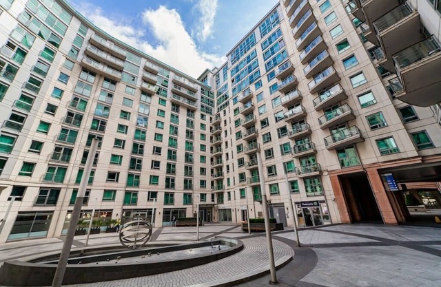 The Lambeth Apartment
