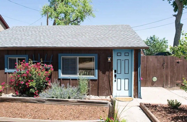 The Little Farmhouse - Near Red Rocks and Downtown Denver