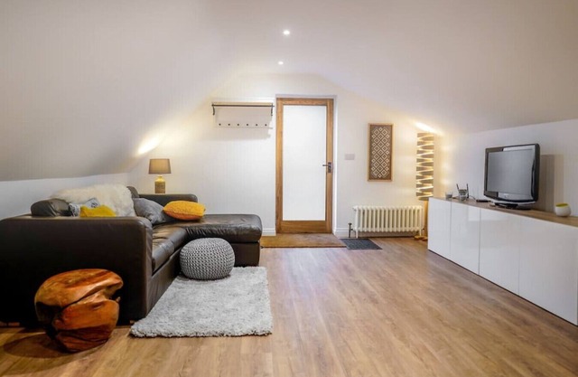 The Loft Apartment @ Lower Coombe Royal