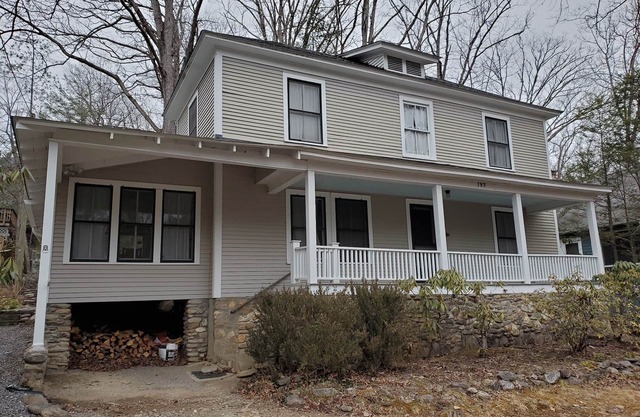 The McCall House-old Montreat charm