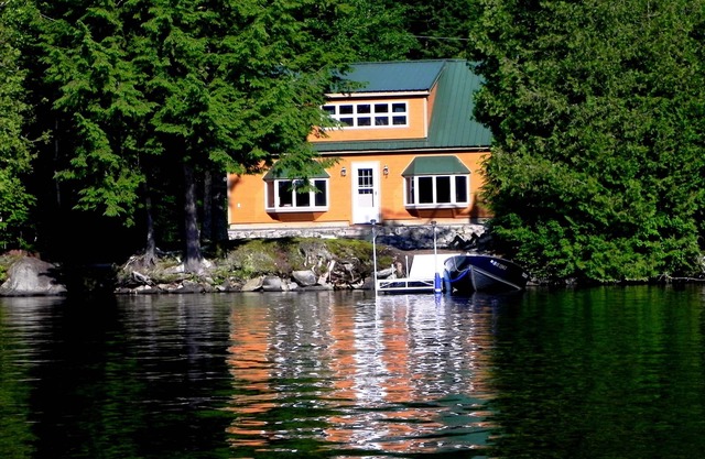 The modern comforts of home with easy access to Maine's natural beauty