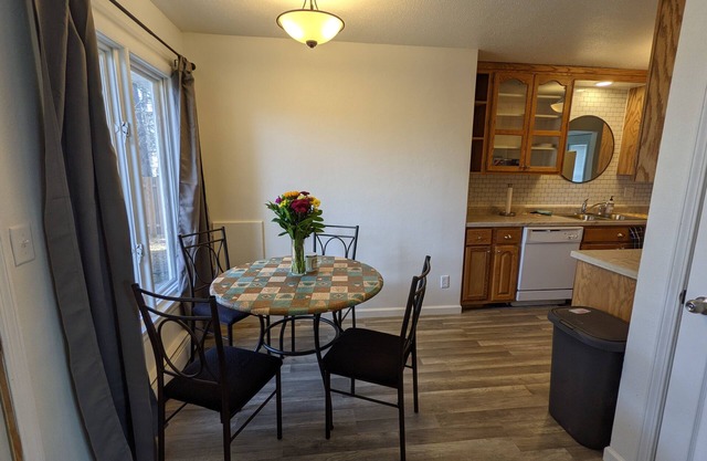 The Moorhead Place. Dog friendly, warm home near colleges and medical centers
