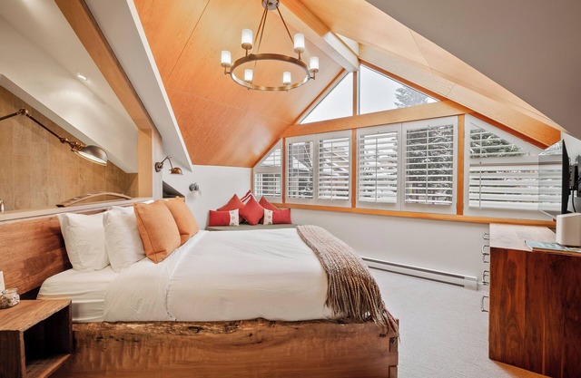 The Nest | Central, Luxury Unit | Free Parking