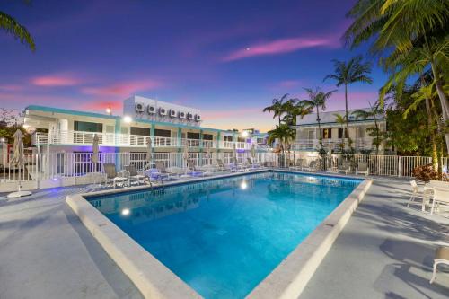 The New Yorker Hotel Miami