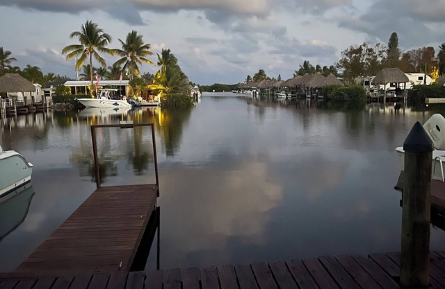 The Newly Renovated Couples Retreat in Key Largo , Pool beach , and Marina