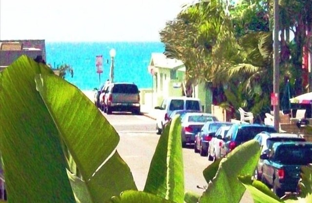 the Newport Family Peninsula Beach House - A true beachy + kind fun family spot!