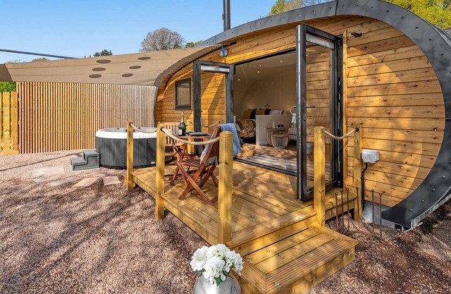 The Nook - Farm stay with hot tub - Chepstow