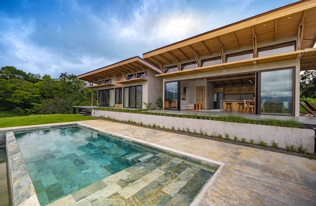 The Oasis, Jungle Sanctuary
