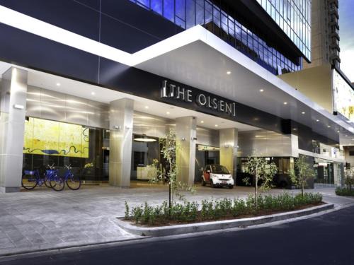 The Olsen Melbourne Art Series