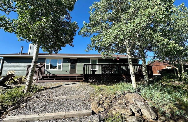 The Outlook-Golden Gate Canyon, Black Hawkn3BR/2BA mountain home sleeps 6 guests
